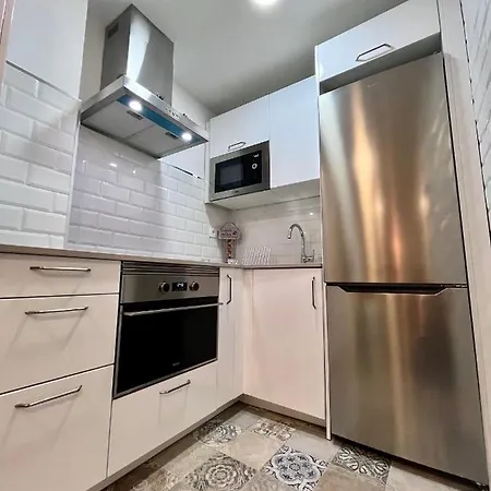 Apartment Gatu Paraguay , Preferente Mayores 25 Anos Y Familias