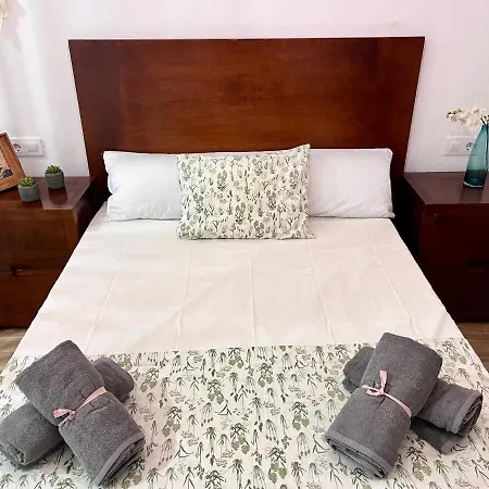 Apartment Gatu Paraguay , Preferente Mayores 25 Anos Y Familias